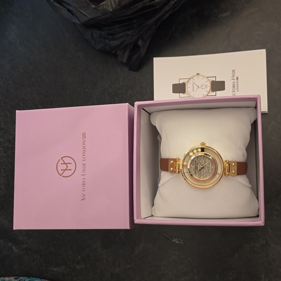 VICTORIA HYDE LONDON Ladies SPARKLE STAR Quartz  Watch NEW WITH TAGS AND BOX - Picture 5 of 13